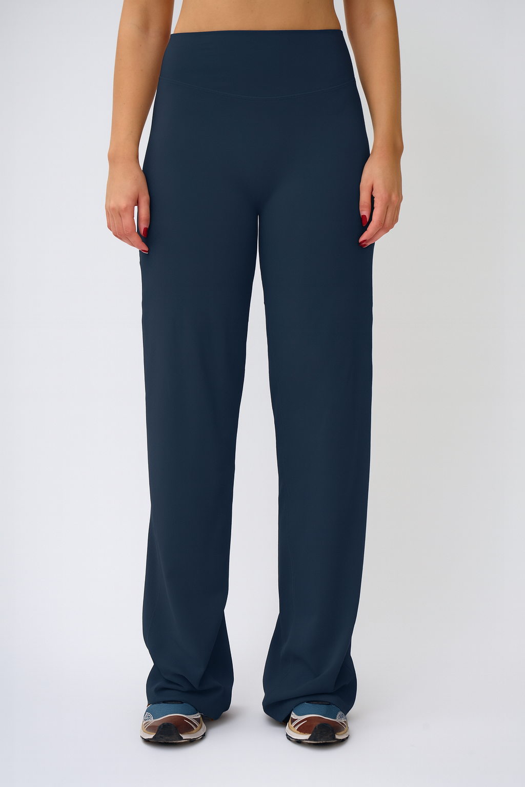 SOFT SCULPTING FLARED PANTS