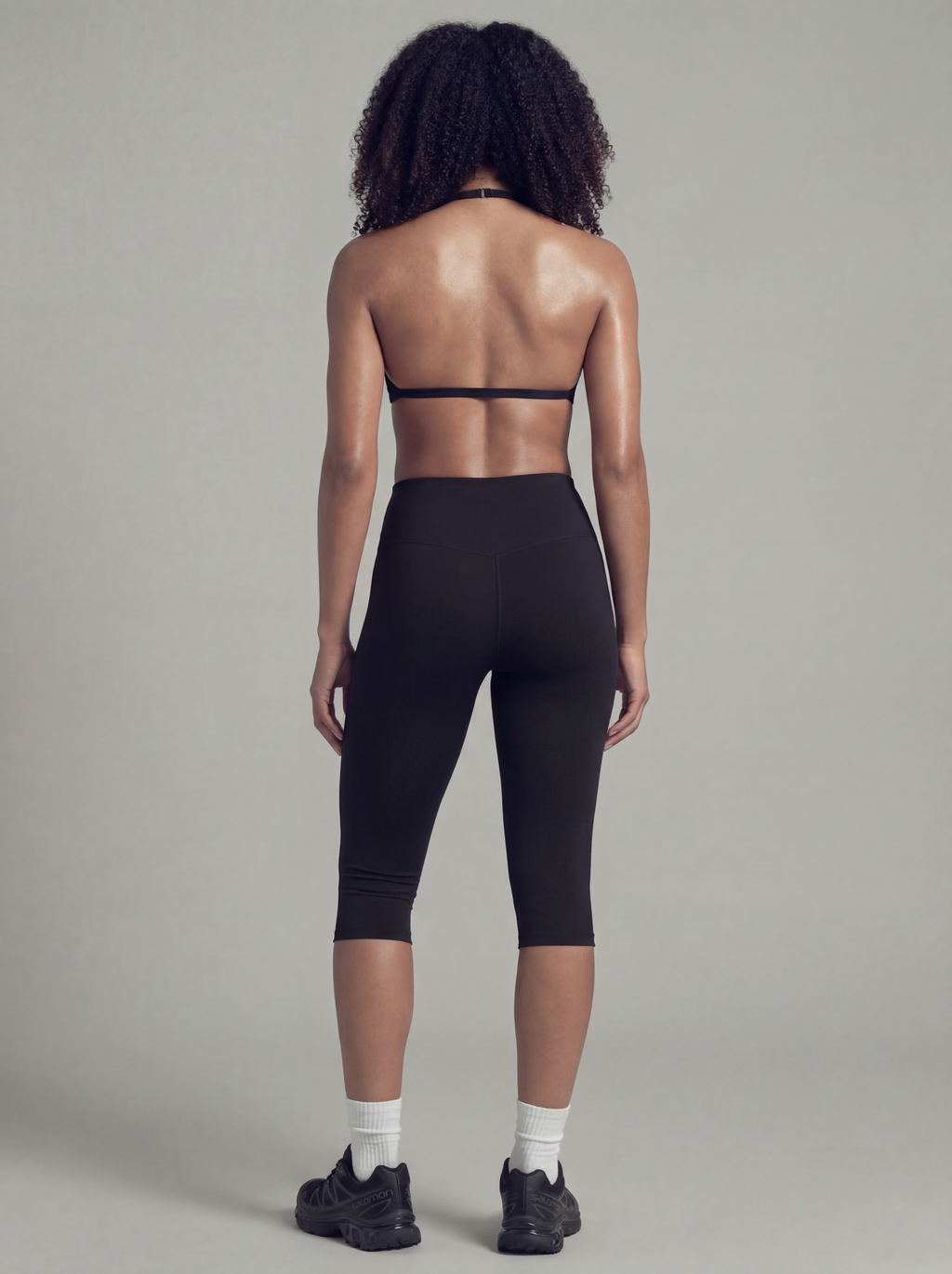 BARE CAPRIS