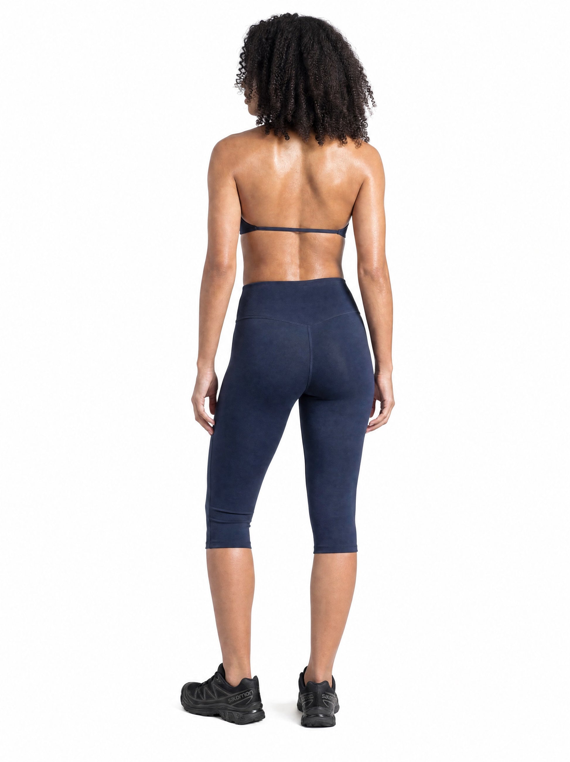 BARE CAPRIS