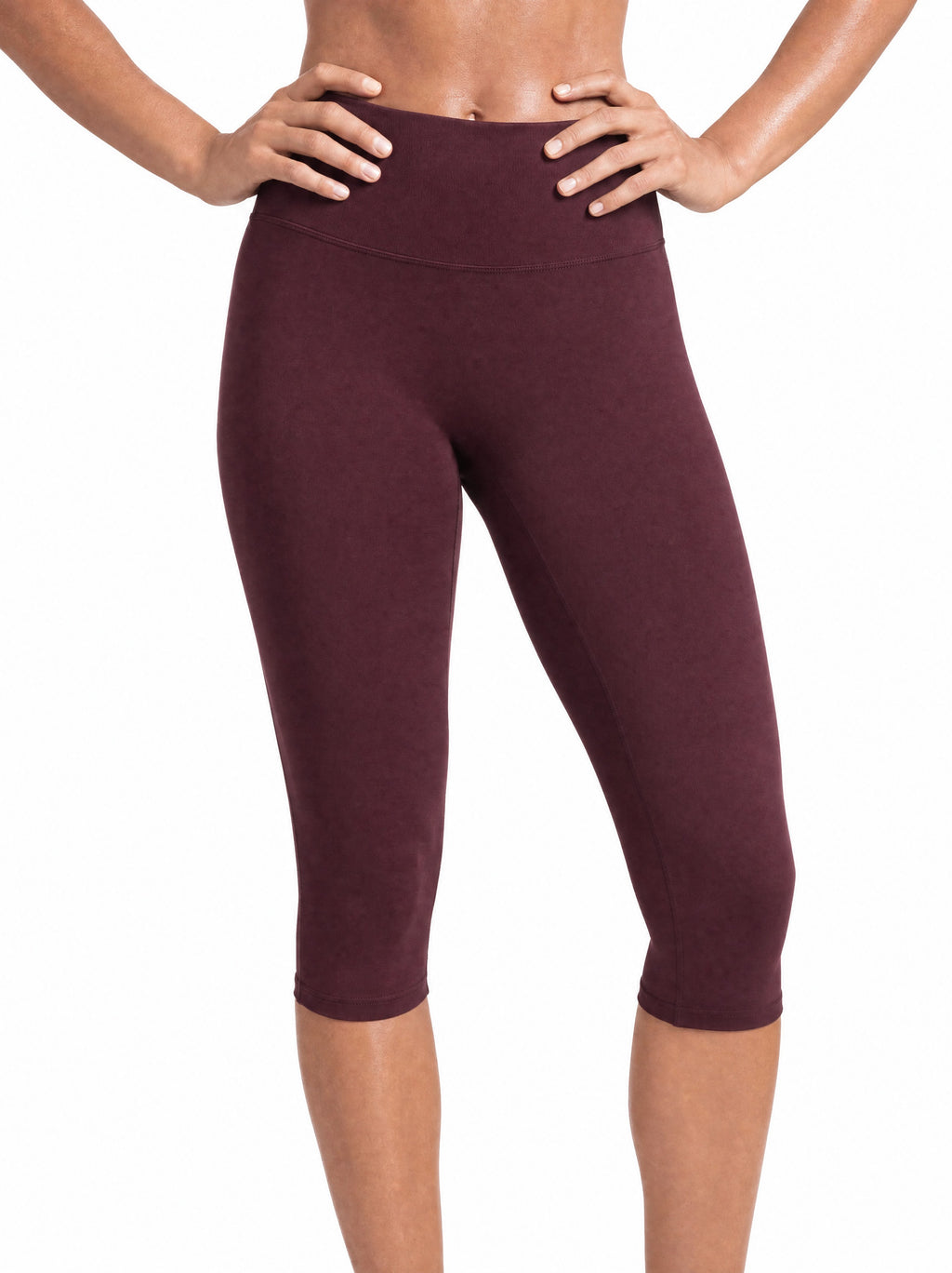 BARE CAPRIS