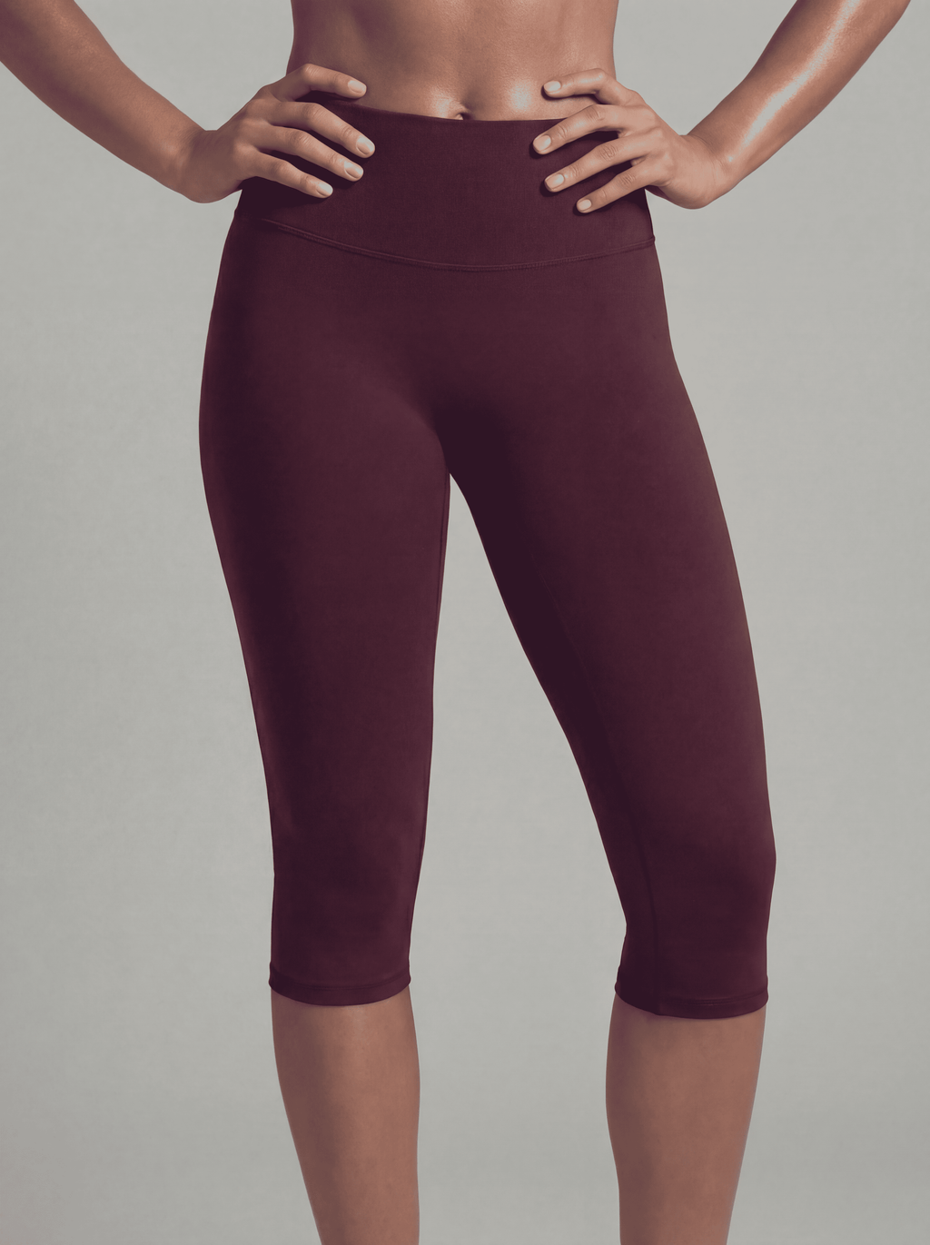 BARE CAPRIS