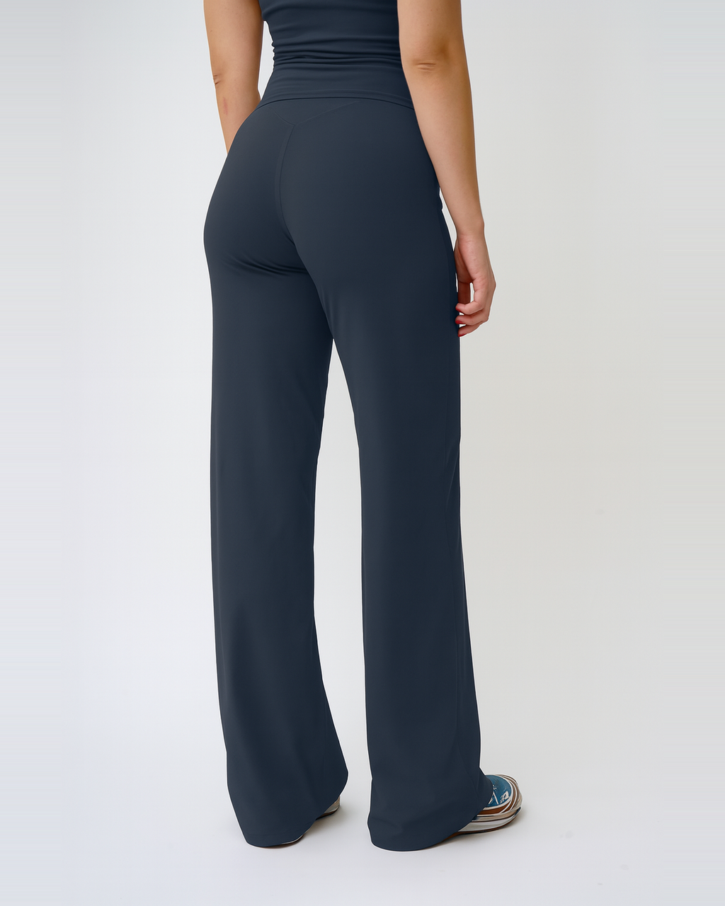 SOFT SCULPT STRAIGHT LEG PANTS