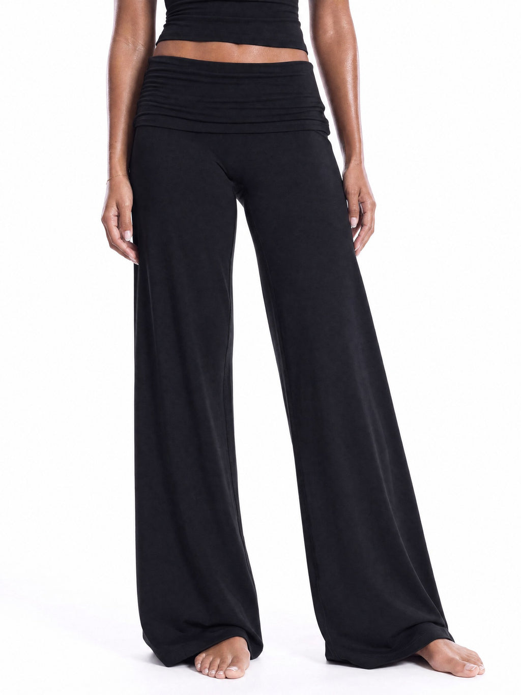 Soft Sculpt Foldover Wide Leg Bottoms in Onyx, front