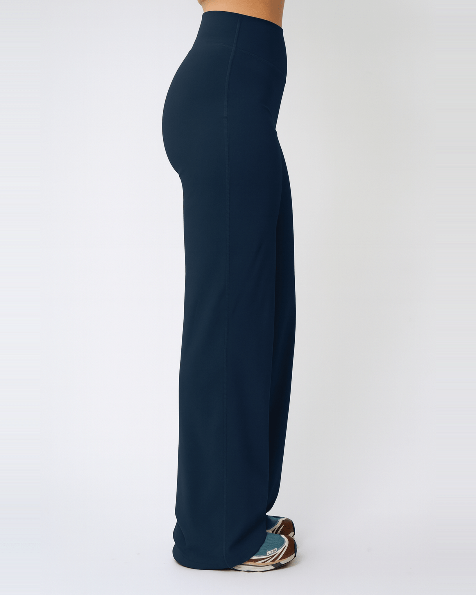 SOFT SCULPT STRAIGHT LEG PANTS