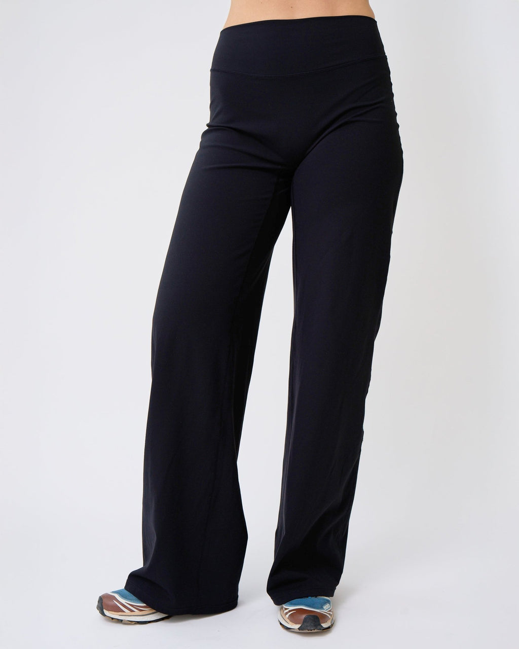 black_pants