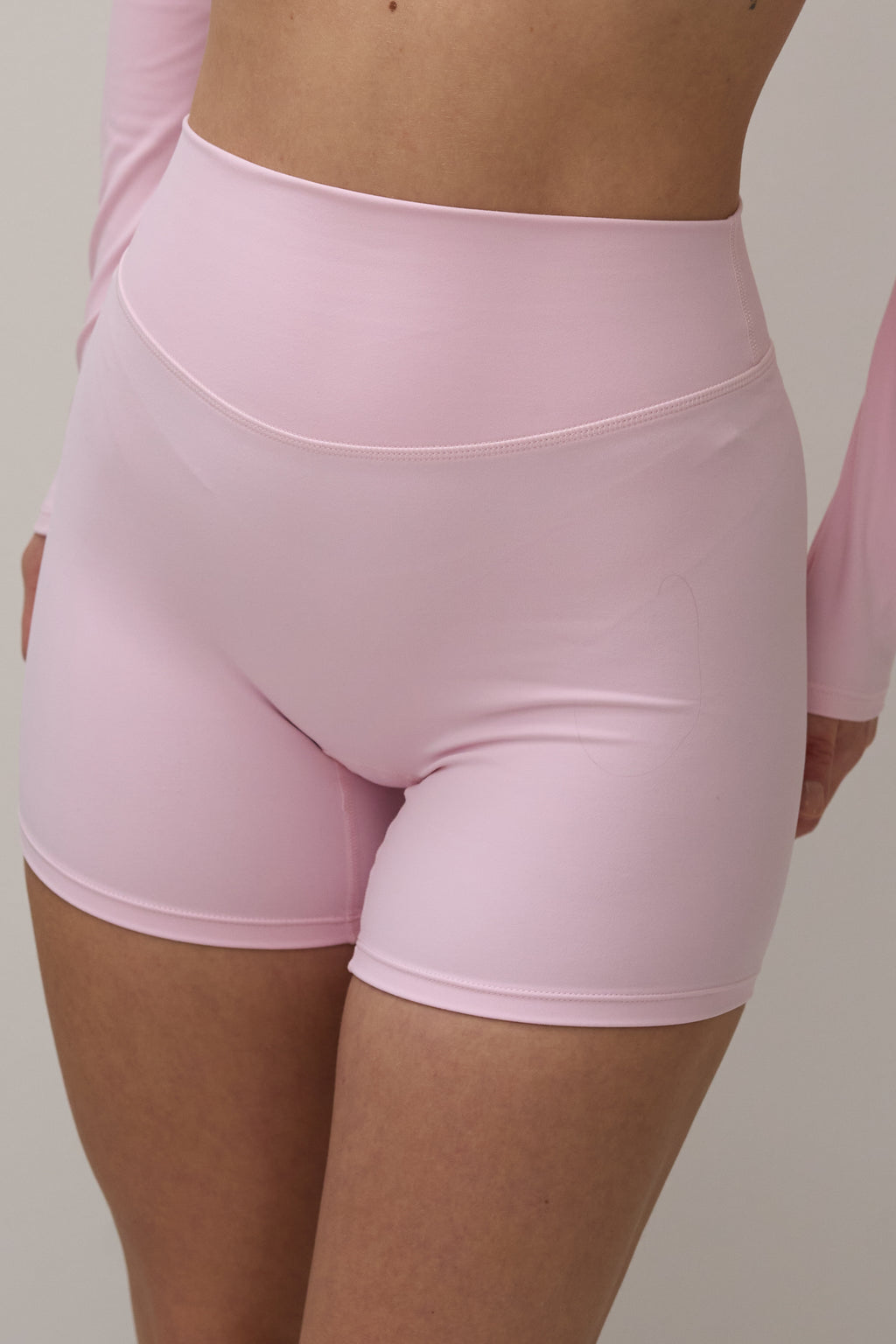 SOFT SCULPT SHORTS