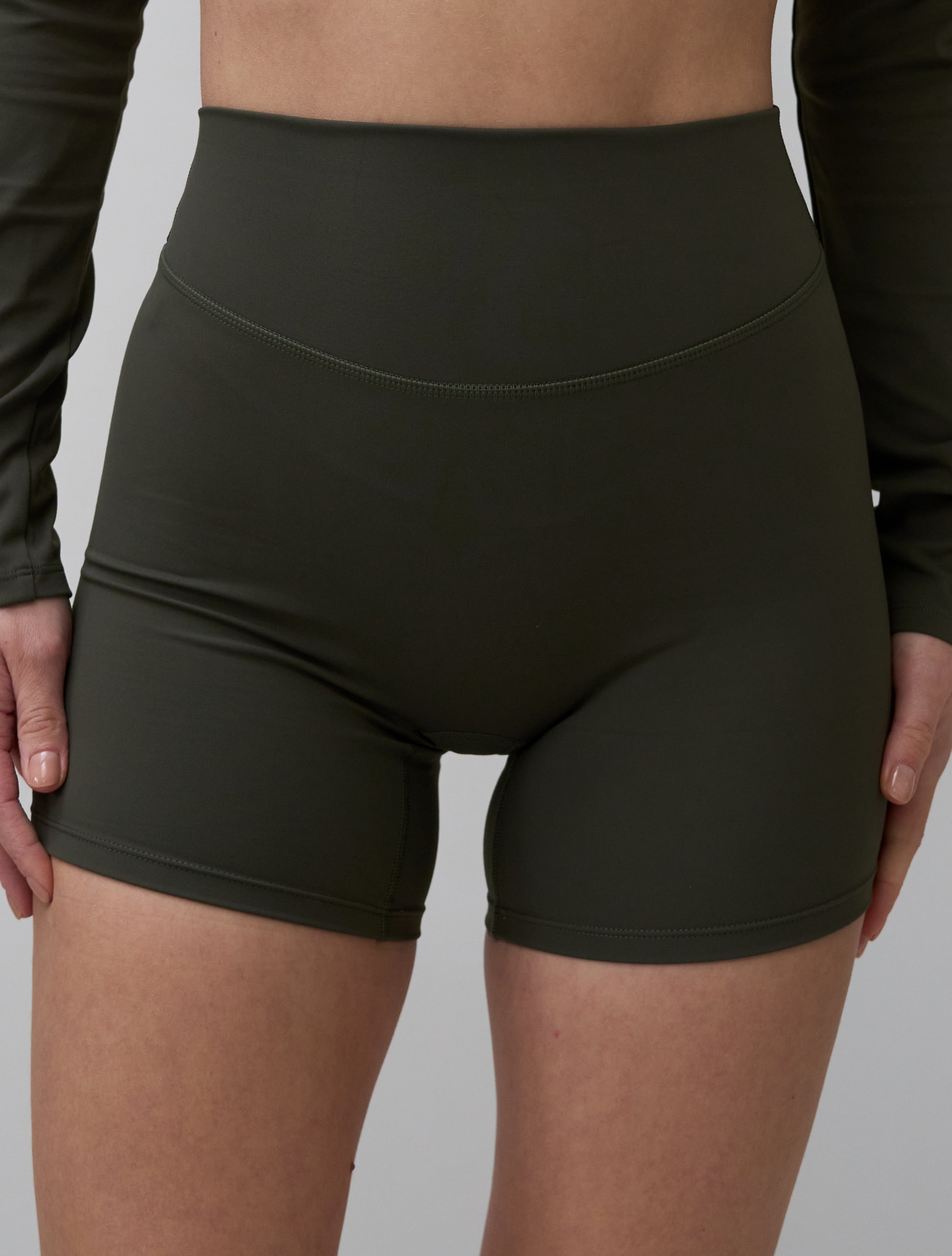 SOFT SCULPT SHORTS